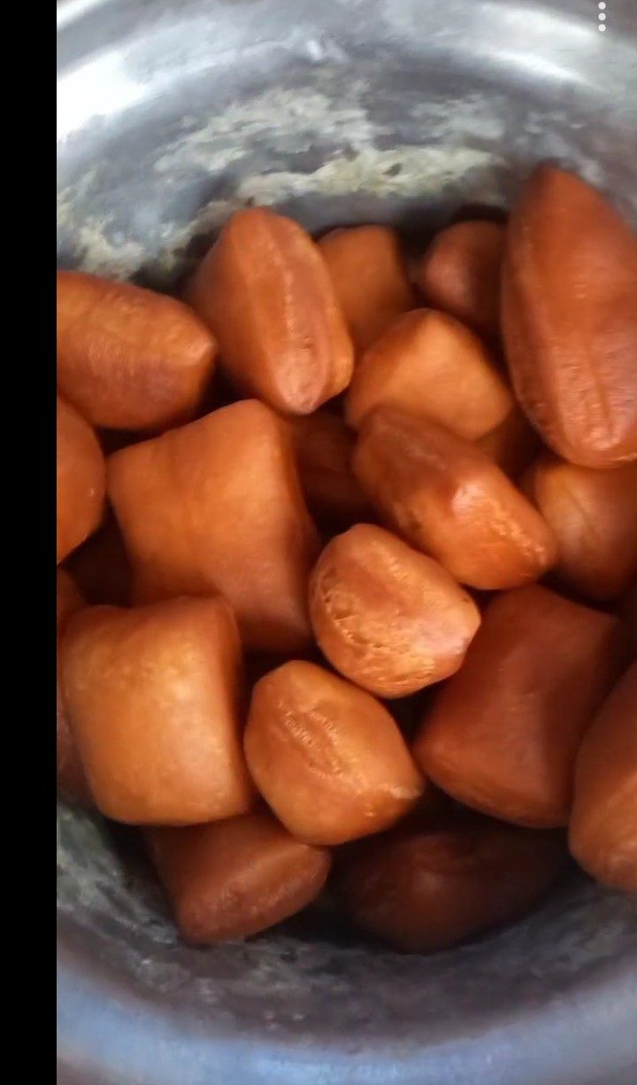 Fried mandazi cubes